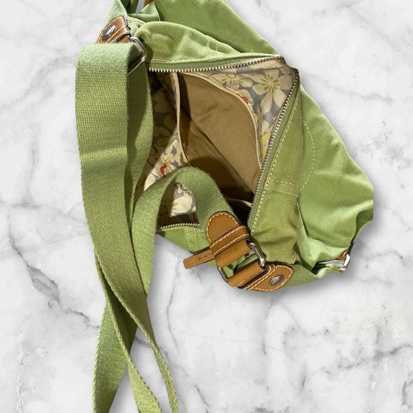 Fossil green canvas & leather hobo bag - Picture 3 of 6